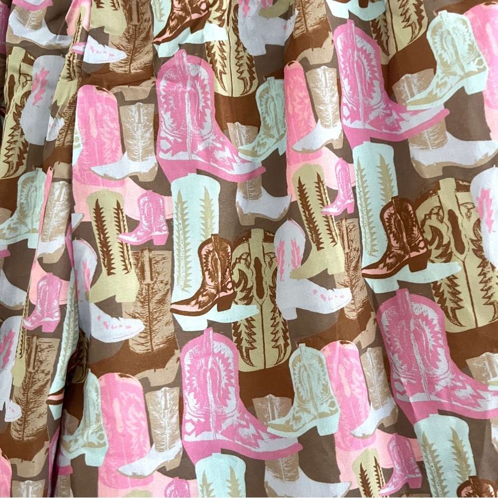 Two 2 Fly Cowboy Boot Print Shorts Pink Brown Tan Pull On Elastic Waist NWT M - Picture 6 of 9